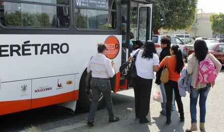 Hasta 90 mdp anuales se desvían del transporte público: LBN