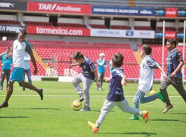 Gallos celebra a niños a lo grande