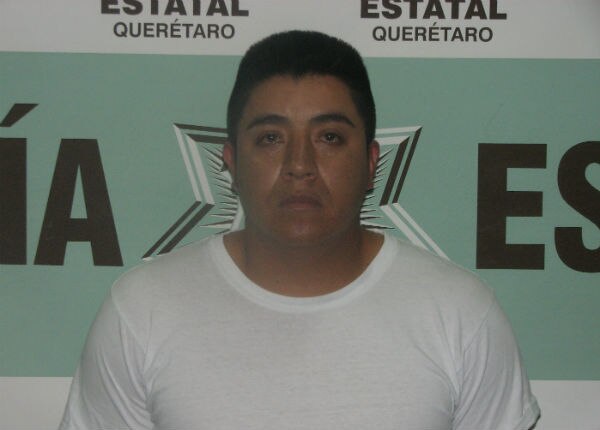 Evitan robo a cajero