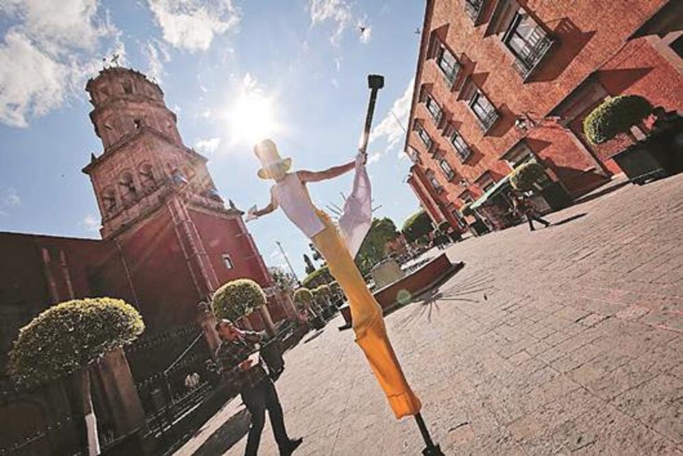 Artistas urbanos animan la capital