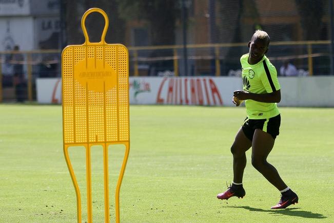 Ricardo Peláez señaló que el América necesita a todos sus jugadores sanos, y a Quintero lo espera en tres semanas. (FOTO: VÍCTOR CRUZ. JAM MEDIA)