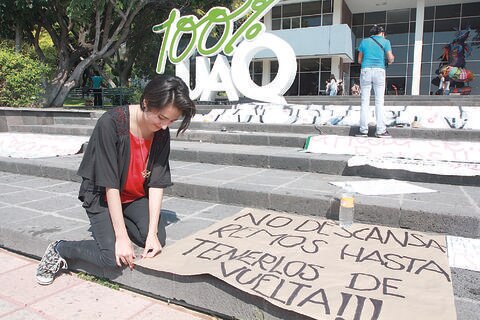 UAQ recordará a desaparecidos de Ayotzinapa