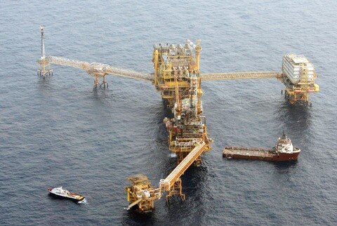 Desplome de Cantarell se acentúa