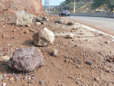 Lluvias dejan daños menores