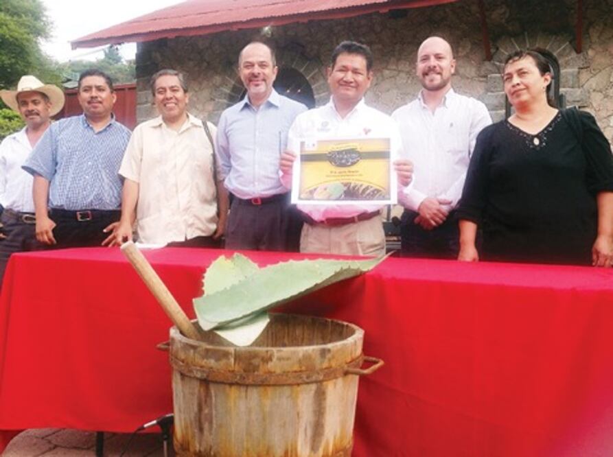 Preparan exposición de barbacoa y nieve