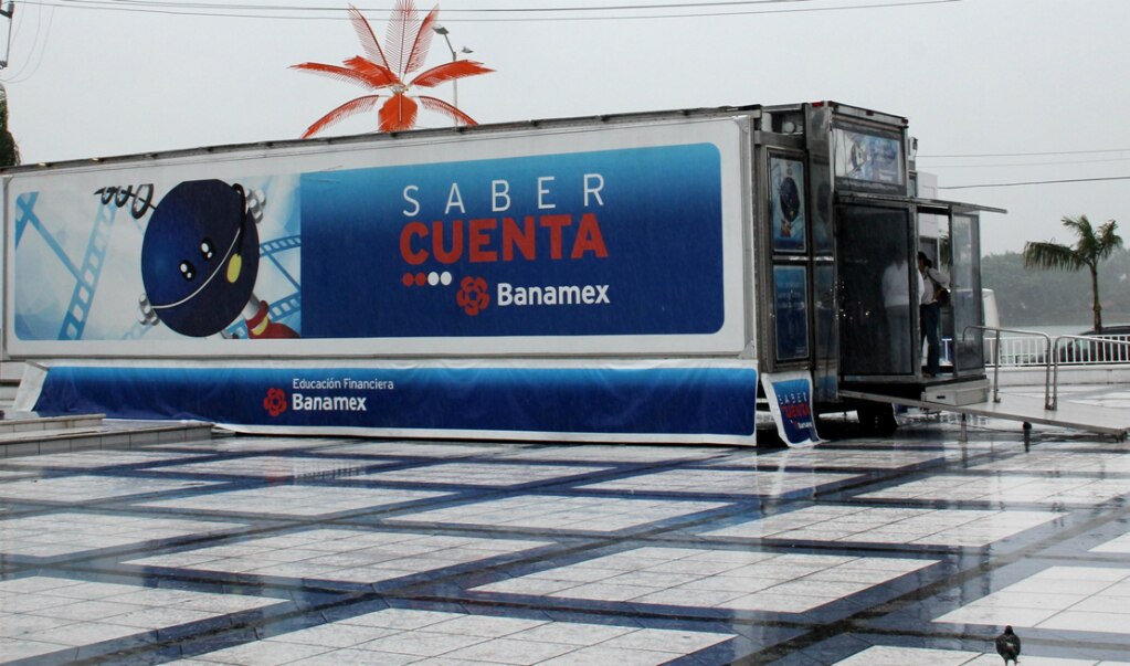 Instalará Banamex "Movicine" en San Juan del Río