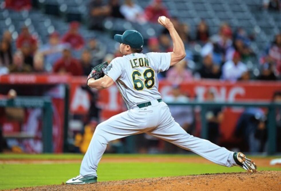 León, enjaulado en Triple A