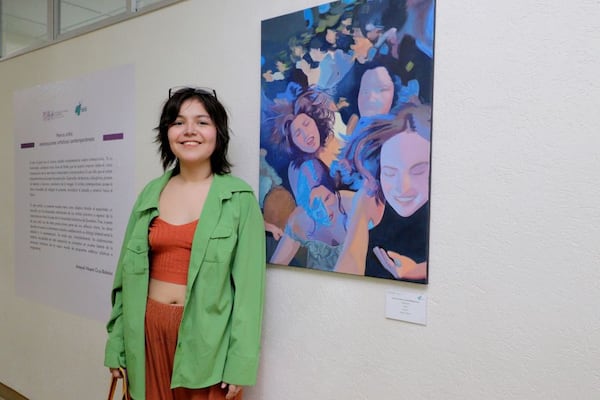 La exposición Novus Orbis: Exploraciones Artísticas Contemporáneas une arte y talento emergente