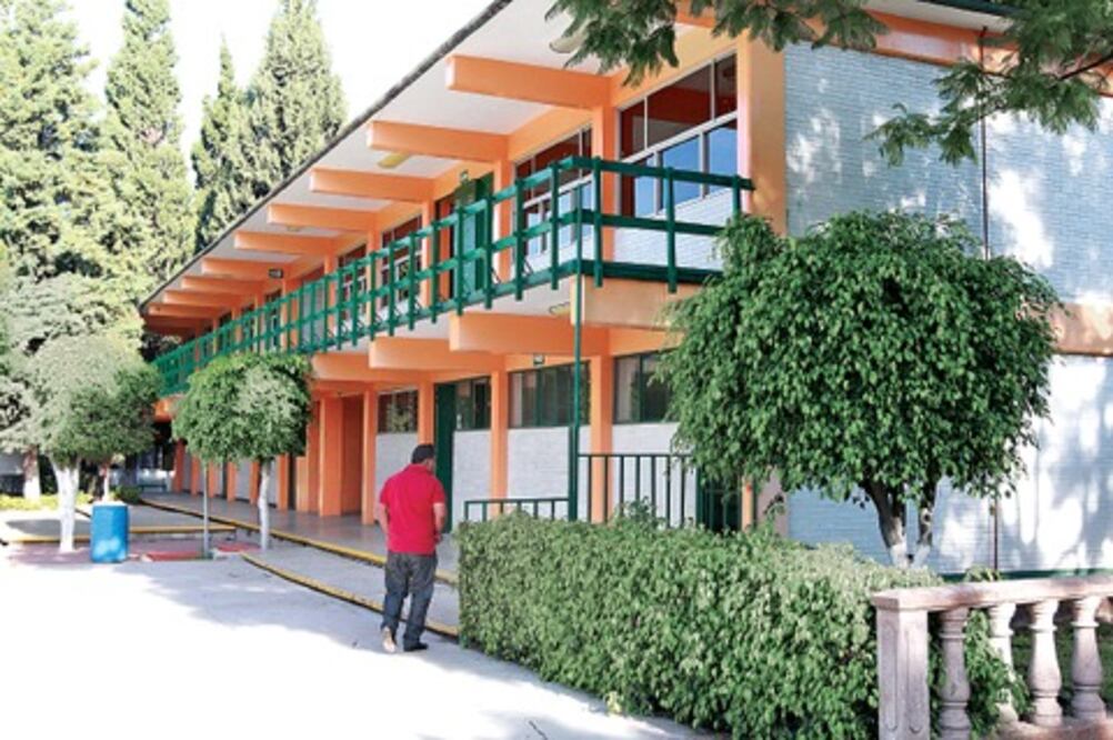 Investigan a 16 comités de padres por fraudes