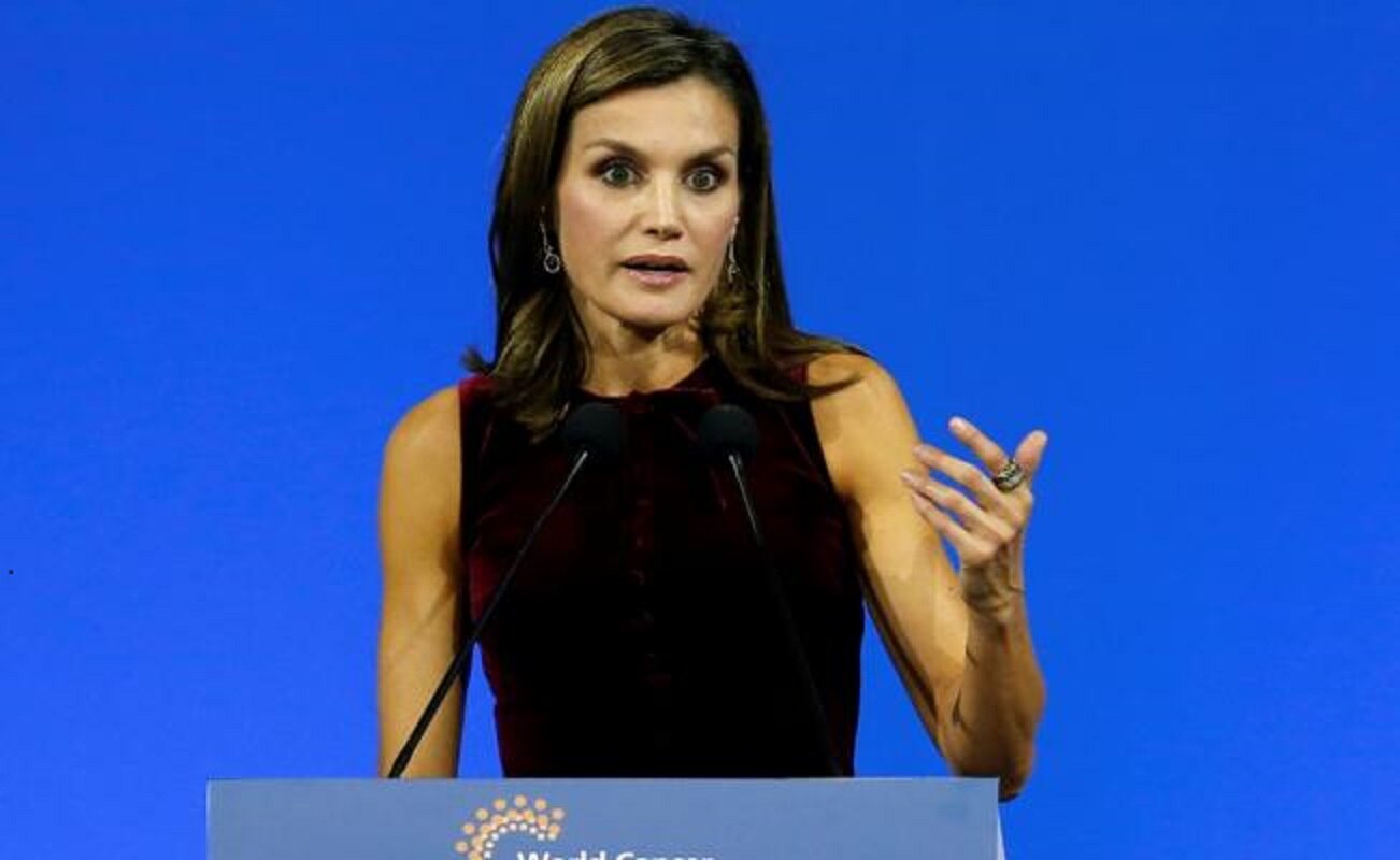 Fundamental investigar, prevenir e informar en lucha contra cáncer: reina Letizia