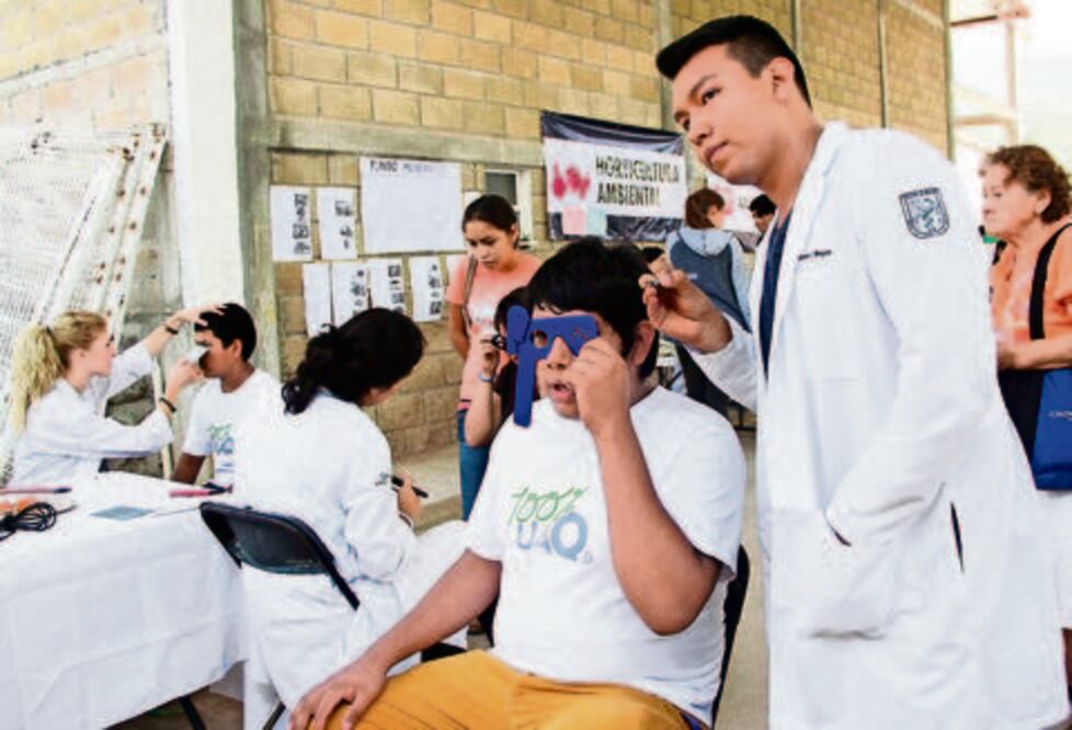 Realizan Feria de Salud y Servicios en Arroyo Seco