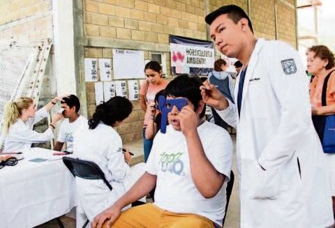 Realizan Feria de Salud y Servicios en Arroyo Seco