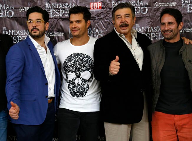 Brandon se une al fantasma