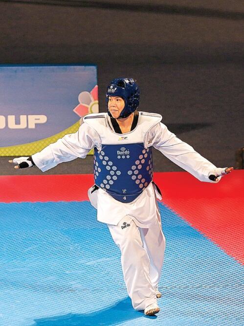 Briseida Acosta da a México el primer oro