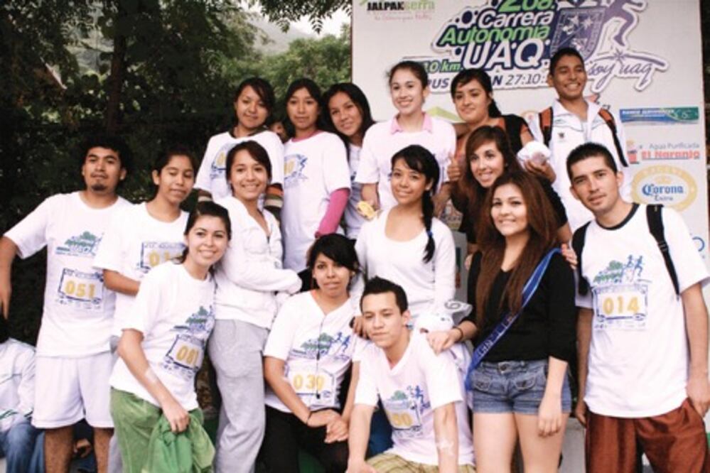  Festejan en la sierra 9 años de la UAQ 