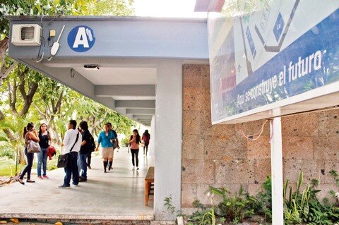 Busca la UAQ facilitar empleo