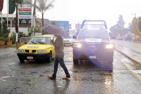 Prevén sigan las lluvias durante el fin