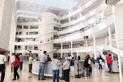 Desconocen si funcionarios dobletean en USEBEQ y alcaldía