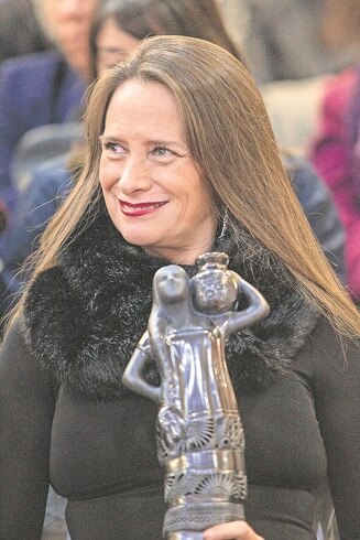 Rinden homenaje a mujeres destacadas