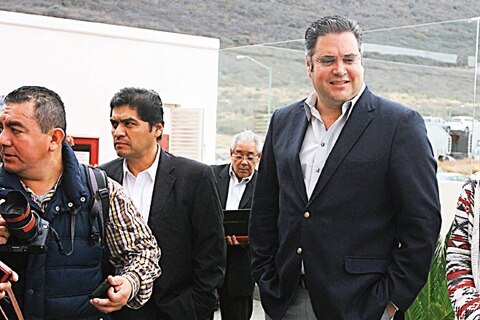 Dan a Pozo Cabrera respaldo