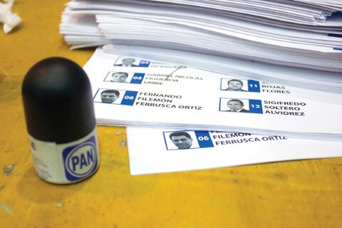 Aspirantes panístas fijarán método de elección