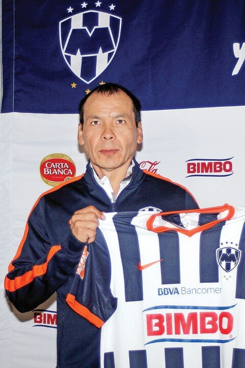 “El Profe” Cruz en Rayados