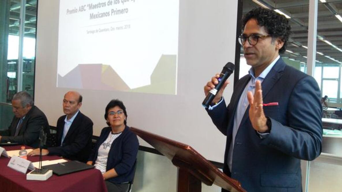 El secretario de Educación destacó que los docentes cumplen con el decálogo del buen maestro y con los requisitos para participar en el Premio ABC 2018. ESPECIAL