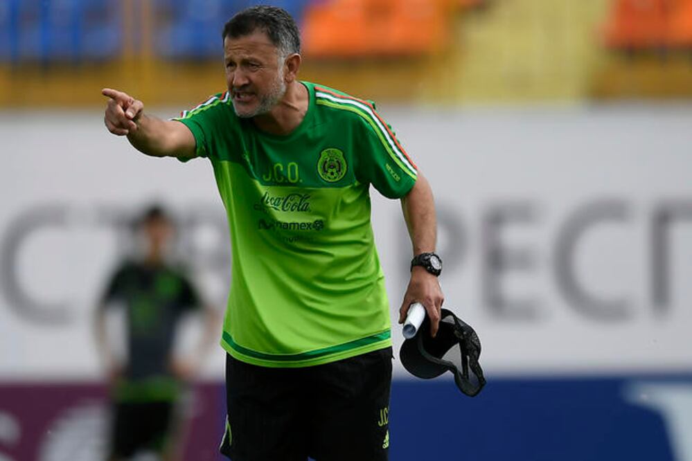 Pese a fuertes críticas de la familia del futbol, el DT tiene luz verde (IMAGO7)