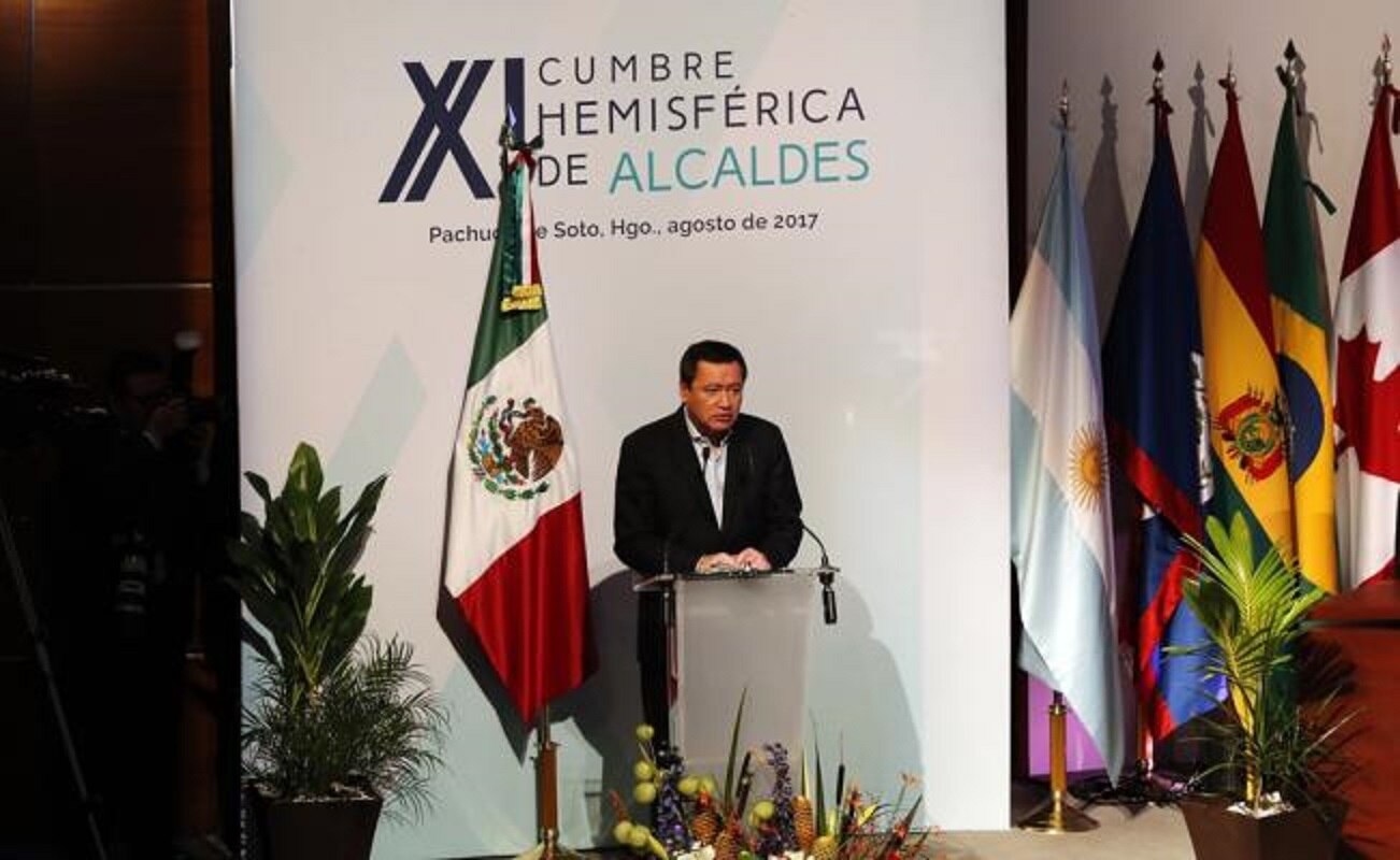 En el evento, el titular de Segob pidió pasar de una democracia electoral a una de resultados. /Irvin Olivares - EL UNIVERSAL