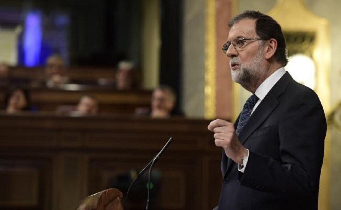 Rajoy da hasta el lunes a Puigdemont para que aclare independencia catalana