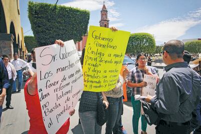 Protestan en la presentación del Plan de Desarrollo