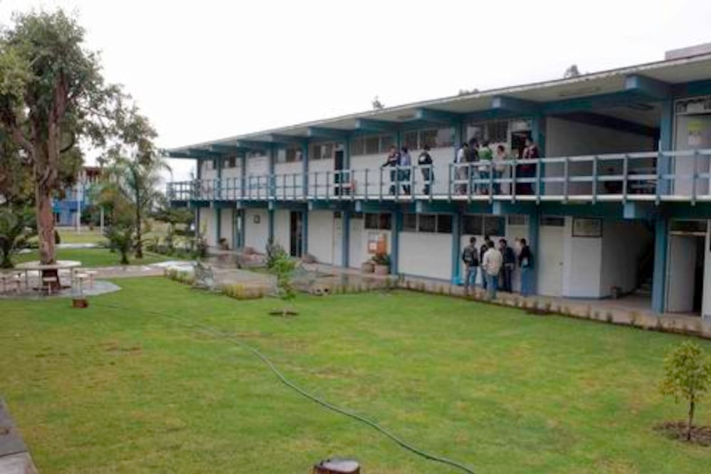 Avanza donación de 30 hectáreas a UAQ: diputado 