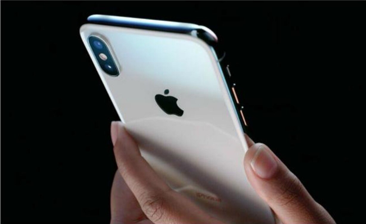 Hackea el portal de Apple y compra más de 500 iPhone a 60 centavos