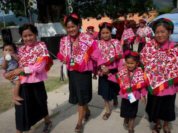 Festejan a mamás de la Sierra Gorda