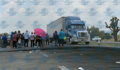 Trailero habría fallecido durante bloqueo en la carretera 57 en Santa Rosa Jáuregui
