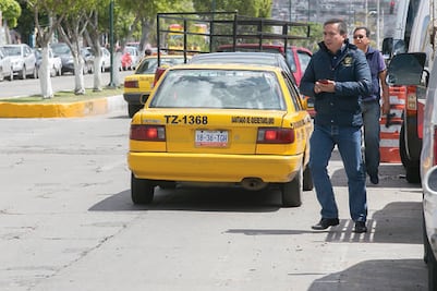 Ajustarán tarifas a taxis: Delgado