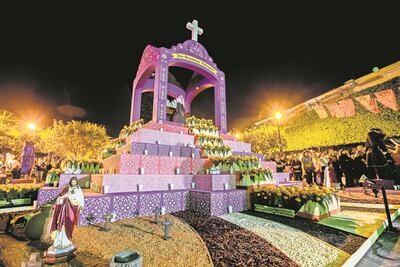 Celebran a la muerte por doquier