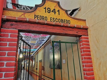 Era un callejón insalubre, hoy es el nuevo andador turístico de Pedro Escobedo