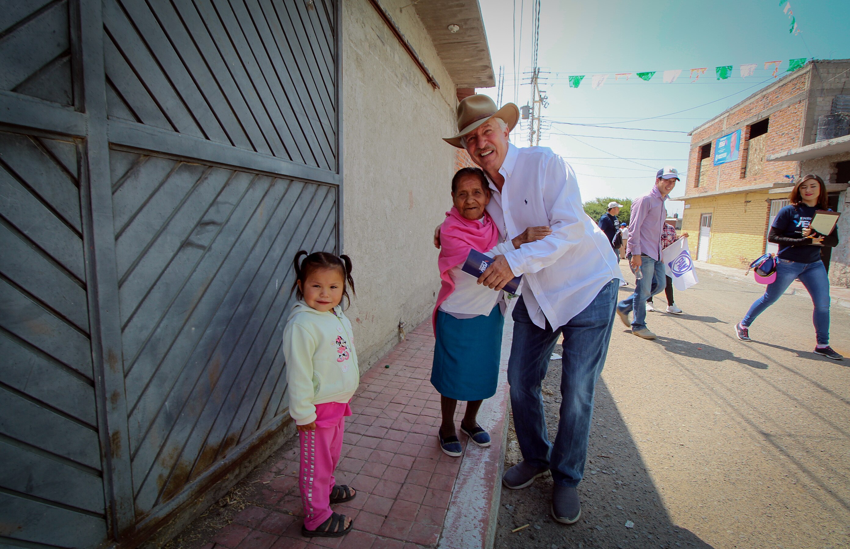 El Marqués tendrá mejores servicios, dice Enrique Vega