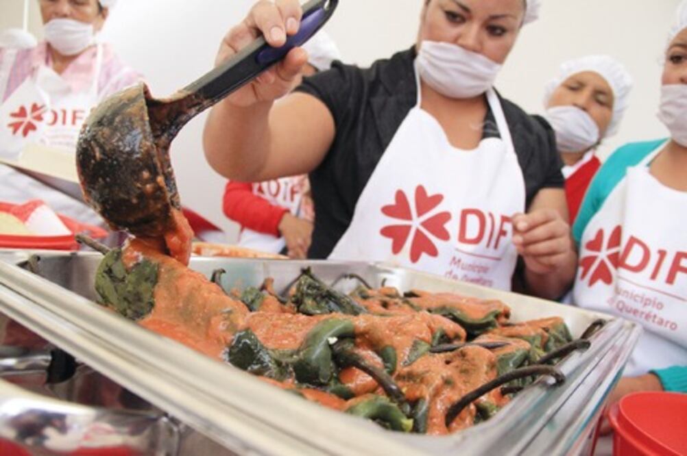 Nutren a 12 mil niños con desayunos de DIF