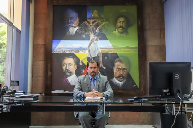 Gonzalo Martínez García, nuevo abogado General de la UAQ deja su cargo