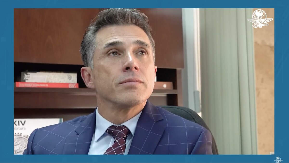"Ser actor no te minimiza", Sergio Mayer decreta ser presidente de México en 2024