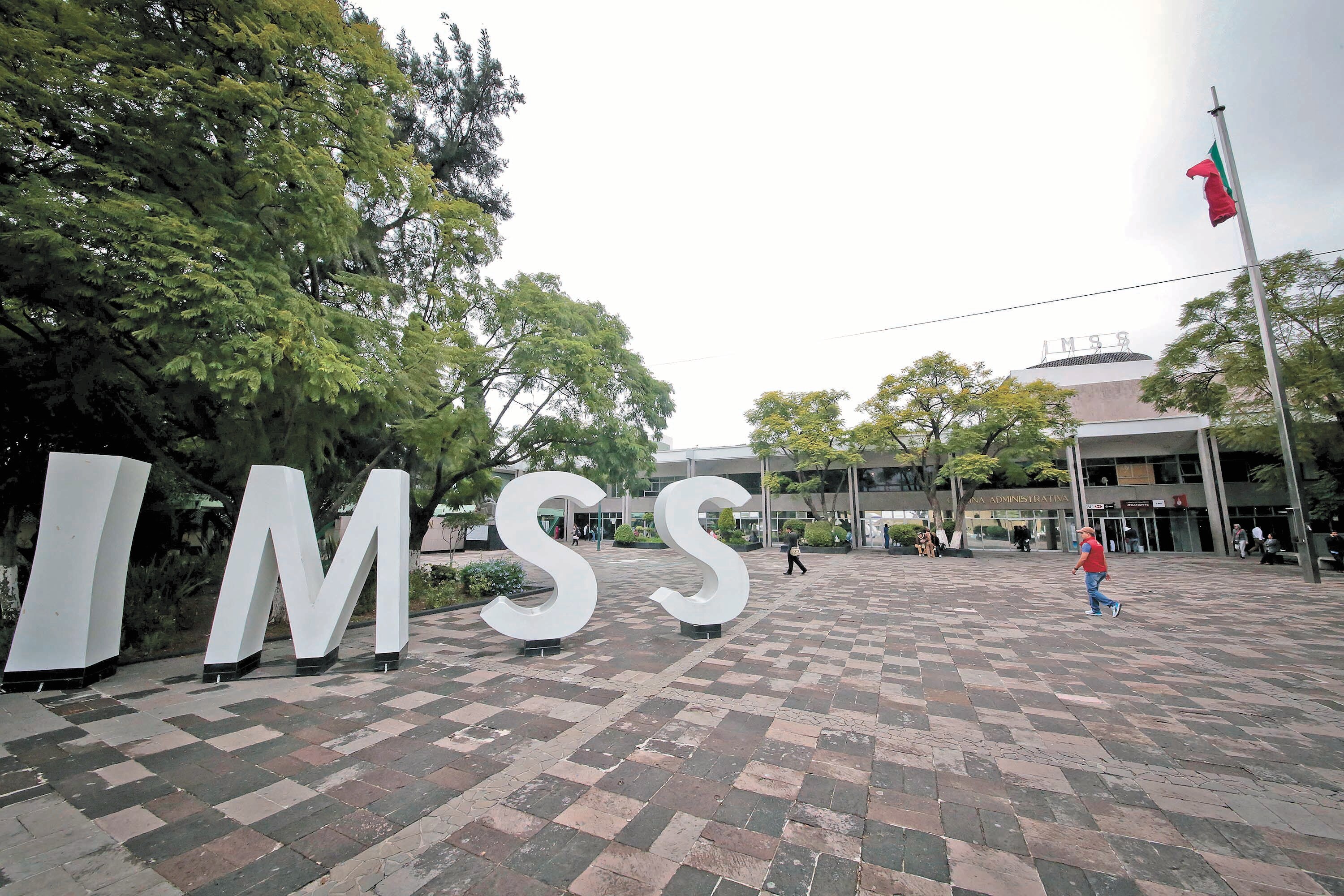 IMSS no sabe dónde está el cuerpo correcto; la paciente falleció a causa de Covid-19