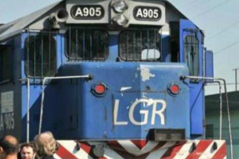 Asalto al tren en SJR, se llevan juguetes