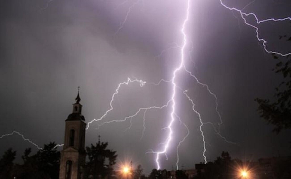 Las tormentas también pueden producir electricidad
