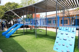 Rehabilitan Plaza Galeras, en Colón