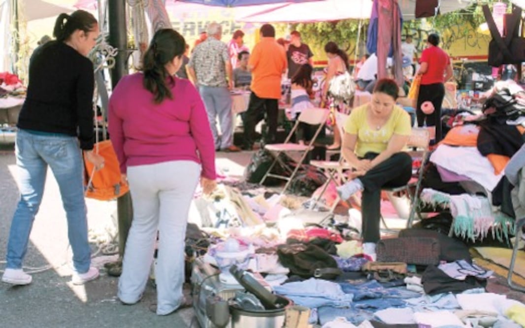 Niegan más licencias a tianguistas