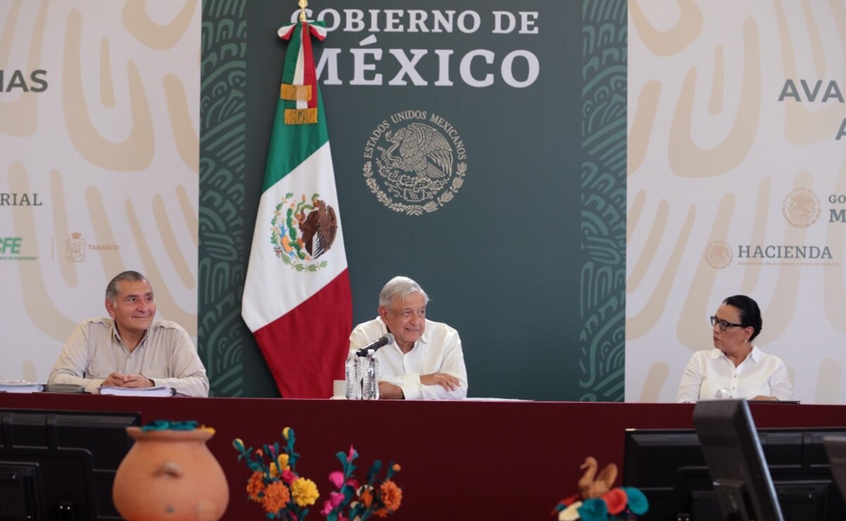 AMLO alista reforma constitucional ante amparos contra la Ley del Servicio Eléctrico