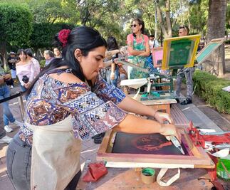 Mujeres, cada vez más interesadas  en la serigrafía