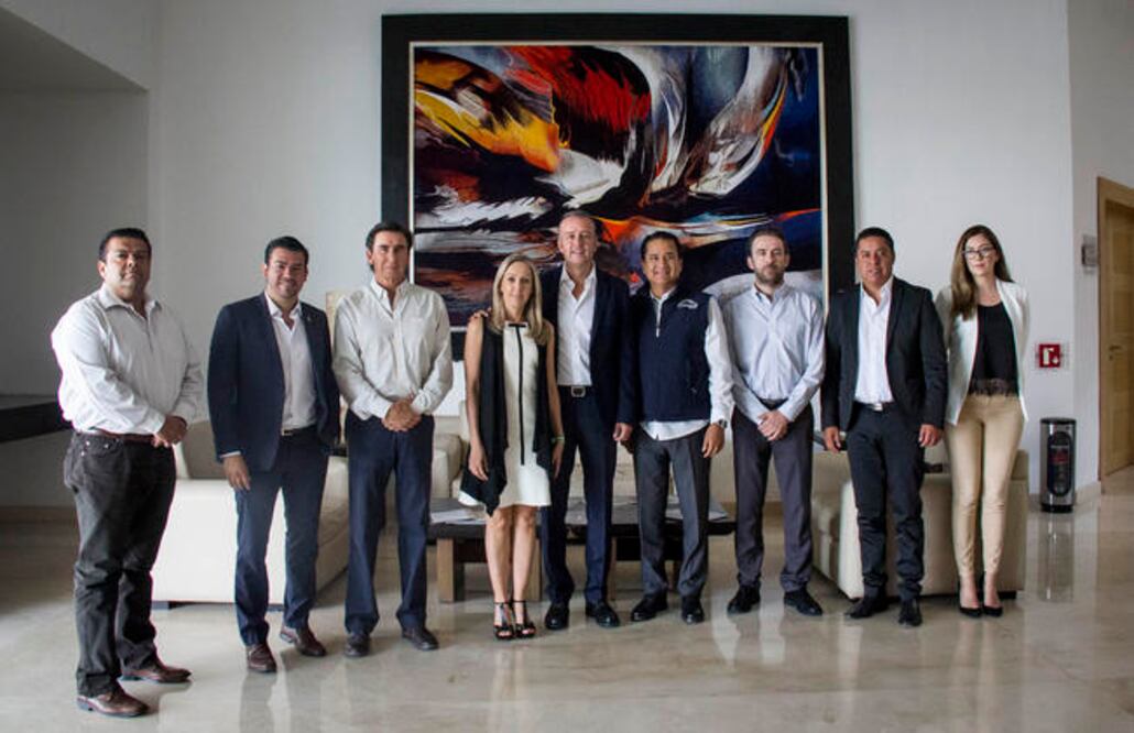 Mario Calzada presentó ante la Canadevi sus propuestas en desarrollo urbano, crecimiento sustentables e infraestructura habitacional. Foto: Especial